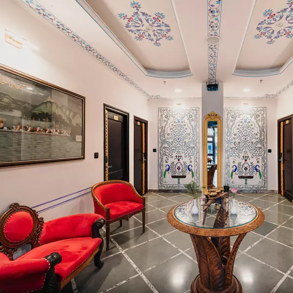 Reception & Lobby