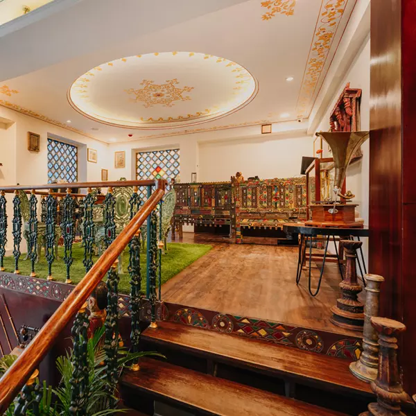 Reception & Lobby